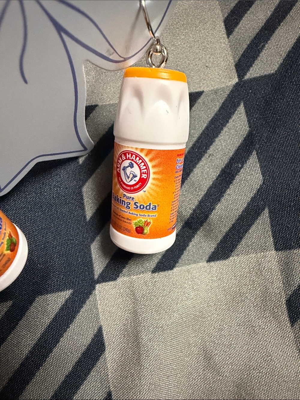 Arm & Hammer Baking Soda Bottle Earrings -have some weight - Picture 2 of 3